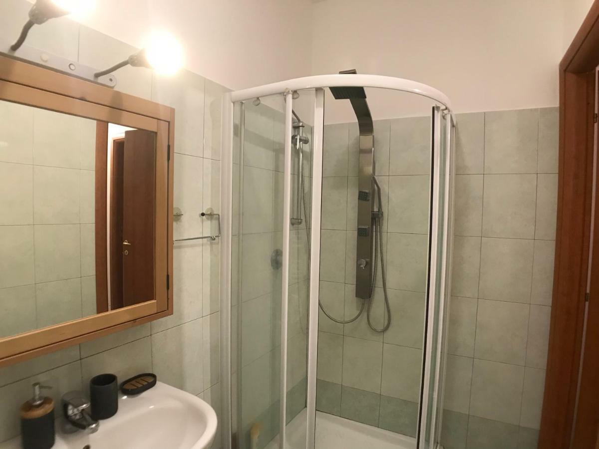 La Quiete In Centro Storico Apartment เจนัว ภายนอก รูปภาพ